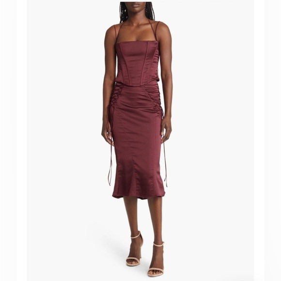 HOUSE OF CB Sidonie Lace-Up Satin Trumpet Midi Skirt wine color Small - Picture 4 of 10